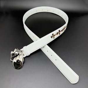 <span class=keywords><strong>Haute</strong></span> Qualité Classique Y2K Croix <span class=keywords><strong>Ceinture</strong></span> Hommes et Femmes Rétro Alliage Boucle Bleu Jeans PU <span class=keywords><strong>Ceinture</strong></span> En <span class=keywords><strong>Cuir</strong></span> avec Croix Patchs pour Pantalon - Product Image 6