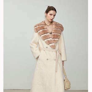 <span class=keywords><strong>Pelliccia</strong></span> Personalizzata Vintage Originale <span class=keywords><strong>di</strong></span> Visone Zibellino <span class=keywords><strong>Nero</strong></span> <span class=keywords><strong>con</strong></span> Cintura e <span class=keywords><strong>Collo</strong></span> a Mantella in Zibellino - Product Image 6