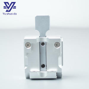 <span class=keywords><strong>Pince</strong></span> <span class=keywords><strong>universelle</strong></span> en alliage d'aluminium pour cassette de microtome, pour la recherche en laboratoire, avec personnalisation OEM - Product Image 3