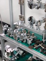 Équipement d'essai de matériaux 200 kN, précision de classe 0,5 avec ordinateur pour le contrôle qualité industriel et la R&D