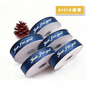 Cinta de Raso Roja de Lujo con Lámina Dorada Personalizada al por Mayor, Material Reciclado, Logotipo Personalizado, para Envolver Regalos - Product Image 5