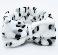 Bandeaux élastiques en flanelle douce à motif léopard avec logo personnalisé pour maquillage, respectueux de la peau, accessoires capillaires pour femmes, vente en gros