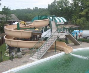 강철로 만든 실내 및 실외용 곡선 슈트가 있는 상업용 유리 섬유 워터 슬라이드 - Product Image 1