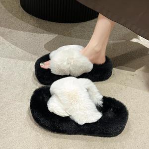 Pantofole da <span class=keywords><strong>donna</strong></span> comode in pelliccia sintetica con <span class=keywords><strong>memory</strong></span> <span class=keywords><strong>foam</strong></span>, per interni ed esterni, in PVC ed EVA, invernali, modello Elevator Shoes, soffici, per interni ed esterni - Product Image 4