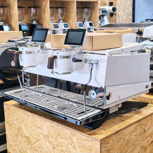 Cafetera Eléctrica de Doble Grupo T&Z con Caldera de Acero Inoxidable de Grado Alimenticio de 7L para Uso Comercial - Product Image 1