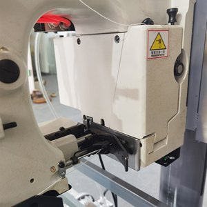 Machines de remplissage et <span class=keywords><strong>d</strong></span>'emballage semi-automatiques pour sacs de 20 kg et 50 kg de céréales, graines, granulés, et machines de remplissage de granulés <span class=keywords><strong>d</strong></span>'aliments pour animaux en sacs tissés personnalisés - Product Image 3