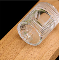 YMP Flacon pulvérisateur de parfum rond en verre vide de haute qualité 15 ml avec pompe, diffuseur à bâtonnets, gravure mate, couleur personnalisée, MOQ 100 pièces
