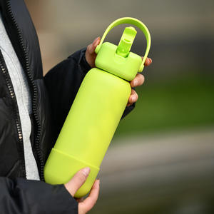 Nouvelle Bouteille d'Eau Sportive Isotherme en Acier Inoxydable 2026 avec Buse d'Aspiration Portable Grande Capacité pour l'Extérieur - Product Image 3