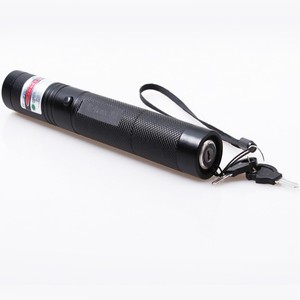 Vente en gros Laser303 étoiles lampes de poche <span class=keywords><strong>laser</strong></span> vertes ampoule LED à point unique longue distance pour les ventes de matériaux plastiques de table de sable - Product Image 3