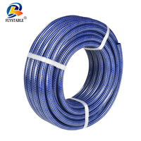Tuyau d'arrosage en PVC renforcé en spirale avec fibres synthétiques haute résistance, idéal pour l'arrosage quotidien et l'irrigation des jardins et le nettoyage.