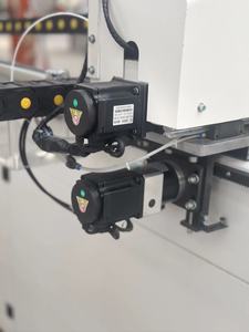 Máquina de perforación y fresado CNC de alta velocidad para la fabricación de ventanas y puertas de aluminio y PVC - Product Image 6