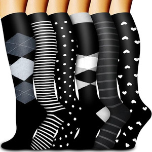 Haute qualité coloré 20-30mmhg Sport genou haute course cyclisme personnalisé infirmière chaussettes de <span class=keywords><strong>Compression</strong></span> pour femmes et hommes - Product Image 2