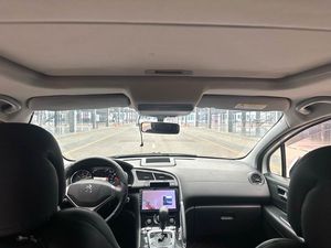<span class=keywords><strong>Peugeot</strong></span> <span class=keywords><strong>3008</strong></span> 1.6T Essence SUV <span class=keywords><strong>Automatique</strong></span> LHD 2013 d'<span class=keywords><strong>occasion</strong></span> pour l'exportation, intérieur cuir foncé - Product Image 4