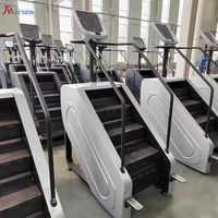 Appareil de fitness commercial électrique en acier, Stepmill vertical pour cardio-training, exercice de grimpeuse et entraînement de force en salle de sport