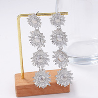 Boucles d'oreilles pendantes en alliage pour femmes, style ZA, luxe léger, rétro, minimaliste, élégant, personnalisé, design de créateur, motif fleur exagéré