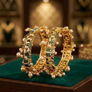 PADMAWATI Brazaletes de Lujo para Mujer, Chapados en Oro, con Perlas de Imitación Multicolores, Estilo Indio Tradicional para Novias - Product Image 3