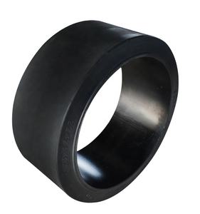 Шина цельнолитая усиленная 28x12x22 для тягачей и портовой техники - Product Image 4