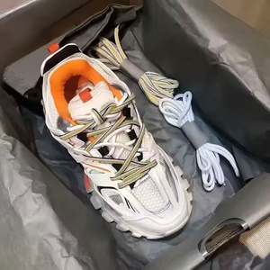 รองเท้าผ้าใบแบรนด์หรูสำหรับผู้ชาย ขายส่ง รองเท้าลำลองคุณภาพสูง ของแท้ โลโก้แบรนด์หรูยอดนิยม รองเท้าแฟชั่นสำหรับผู้หญิง - Product Image 5