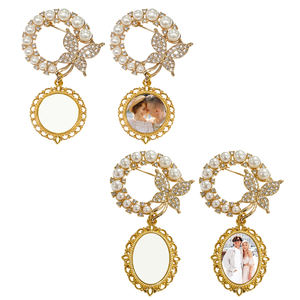 Broche Elegante con Perlas y Mariposas para Sublimación - Joyería en Blanco para Transferencia Térmica, Formas Redondas/Ovaladas para Fotos Personalizadas - Product Image 3