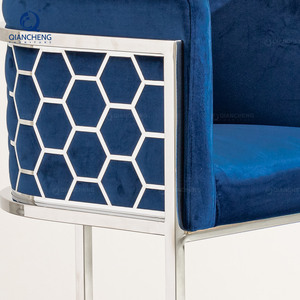 <span class=keywords><strong>Chaise</strong></span> de <span class=keywords><strong>bar</strong></span> de cuisine en tissu de luxe QIANCHENG, tabouret de <span class=keywords><strong>bar</strong></span> en acier inoxydable, tabouret de <span class=keywords><strong>bar</strong></span> de luxe, mobilier de <span class=keywords><strong>bar</strong></span> - Product Image 4