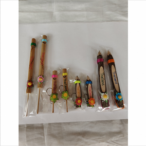 ดินสอไม้แกะสลักแบบคลาสสิก เป็นมิตรกับสิ่งแวดล้อม ทำด้วยมือ 100% จากไม้ตมะรุม ความยาว 17 ซม. จากประเทศไทย ของเล่น - Product Image 6