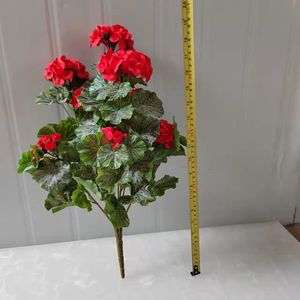 Branche de géranium artificiel sans pot - Product Image 3