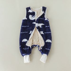 Sac de couchage en polaire pour bébé <span class=keywords><strong>avec</strong></span> <span class=keywords><strong>pieds</strong></span> Couverture portable d'hiver <span class=keywords><strong>avec</strong></span> <span class=keywords><strong>jambes</strong></span> Sac de couchage pour tout-petit Épaissir 2.5 TOG - Product Image 4