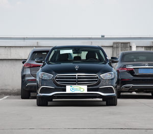 2024 Luxury E260 L avec système de navigation par satellite à déplacement de 2.0 L, toit ouvrant électrique - Product Image 4