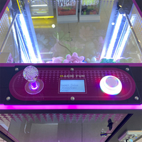 Neofuns Machine à grue à griffes en cube Jeux à pièces Mini jouet en peluche Arcade Vending Grab Machine avec accepteur de billets Prix d'usine