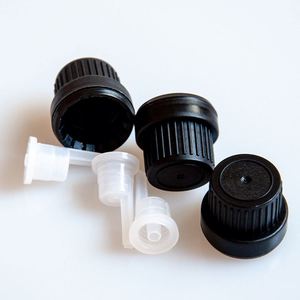 Tapa de rosca de aluminio y plástico <span class=keywords><strong>para</strong></span> botellas de aceites esenciales, anillo negro dorado duradero <span class=keywords><strong>con</strong></span> tubo de vidrio, tamaño de puerto de 18 mm, personalizable - Product Image 2