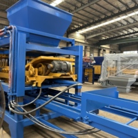 Machine à blocs de béton entièrement automatique 8-15 pour la fabrication de blocs de ciment