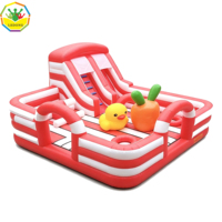 Aire de jeux gonflable et château gonflable sur le thème de la carotte et du canard jaune, rouge et blanc, pour usage commercial extérieur pour enfants