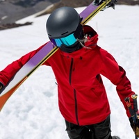 Ventes en gros de vestes de ski pour femmes, résistantes à la neige, personnalisées, professionnelles, pour stations de ski, polyvalentes, pour le ski et le snowboard
