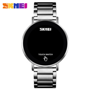 SKMEI Nuovo <span class=keywords><strong>Orologio</strong></span> Digitale da <span class=keywords><strong>Uomo</strong></span> con Touchscreen LED, Semplice ed Elegante, Resistente all'Acqua 3BAR, in Acciaio Inossidabile - Product Image 6