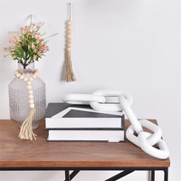 Chaîne décorative en bois à 5 maillons, nœuds en bois, maillons circulaires en bois, décoration sculptée à la main, chaîne de style farmhouse, décoration en bois bohème