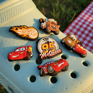 Nuovi Charm 3D a Forma di Auto per Zoccoli, Accessori Carini per Zoccoli a Tema Veicoli, Decorazioni Kawaii 3D per Scarpe, Collezione di Charm Automobilistici - Product Image 6