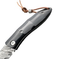 Couteau pliant non verrouillable, lame en acier Damas VG10, manche en corne de vache, couteau de poche pour le camping et l'EDC
