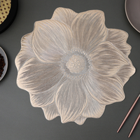 Lotus or et argent tampons tapis forme de fleur rond PVC résistant à la chaleur en plastique napperon tapis de Table pour la décoration de la maison