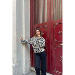 เสื้อโค้ทผู้หญิงขายส่ง ลายดอกเดซี่ คอสูง ติดกระดุมเม็ดเดียว ผ้าเดนิมระบายอากาศ ขนธรรมชาติ ไซส์ XS-XL - Product Image 2