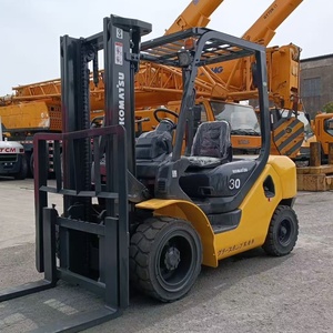 Transmisión automática usada KOMATSU FD2.5/3/4/5/7/8/10/15/16/25/30-Ton Carretilla elevadora 3000kg Capacidad con motor ISUZU de elevación de 4000mm - Product Image 3