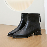 Bottines à bout pointu pour femmes, talon bloc, cuir extensible, embout métallique, fermeture éclair au dos, bottes chaussettes tendance, 3 couleurs