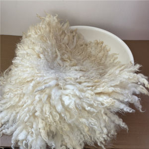 Manta de Lana Rizada Chunky Flokati para Fotografía de Bebés - Product Image 4