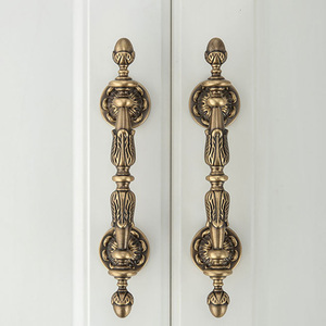 Elegant <strong>Vintage</strong> Bronze Cabinet <strong>Brass</strong> Pulls Handles Furniture Hardware Antique Decoration <strong>Drawer</strong> Wardrobe Door Kitchen Pulls <strong>Knob</strong> - Product Image 1