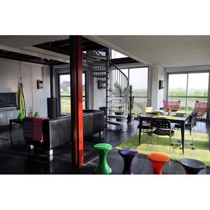 Maison conteneur rectangulaire au design industriel, maison conteneur habitable - Product Image 5