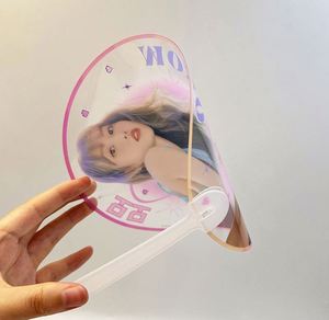 Abanico de Mano Transparente de Plástico KPOP Personalizado al por Mayor de Fábrica, con Logotipo Impreso, para Conciertos o Regalos Empresariales - Product Image 3