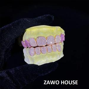 Grillz en diamant Mossinate de haute qualité, faits à la main, style Hip Hop, avec boîte, taille personnalisée disponible, prix export. - Product Image 1