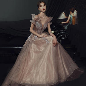 Vestido de Fiesta Largo de Encaje Degradado de Alta Calidad S363, Vestidos de Noche Largos con Cola de Cepillo, Escote Redondo y Apliques, Venta al por Mayor - Product Image 2