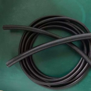 Tuyaux ondulés en polypropylène résistants au feu et isolants thermiquement pour faisceaux de câblage automobile, tuyaux filetés ouverts/fermés - Product Image 6