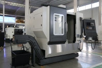 Centre d'usinage vertical CNC 5 axes AMU800 haute précision, état neuf, avec systèmes de contrôle Siemens, prix compétitif
