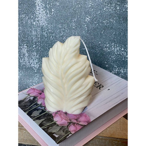 เทียนขนนกมินิมอล งานฝีมือจากขี้ผึ้งถั่วเหลือง สง่างาม - Product Image 5